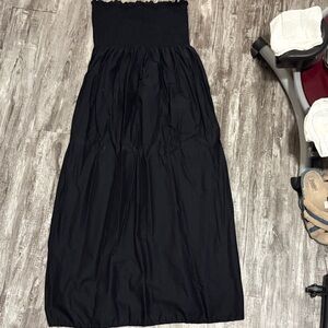 Chic Black Strapless Dress